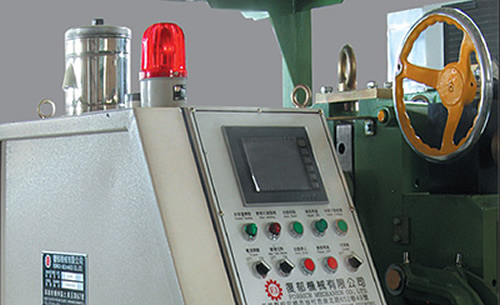 Автоматическая ребросклейка шпона